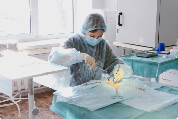 15808 Оператор по ветеринарной обработке животных